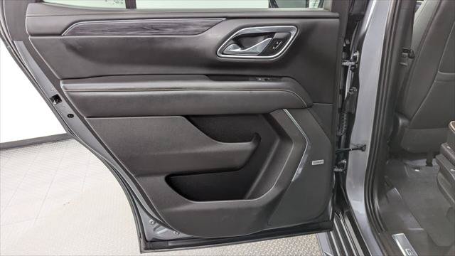 Used 2021 GMC Yukon SLT w/ SLT Luxury Plus Package RWD image 16