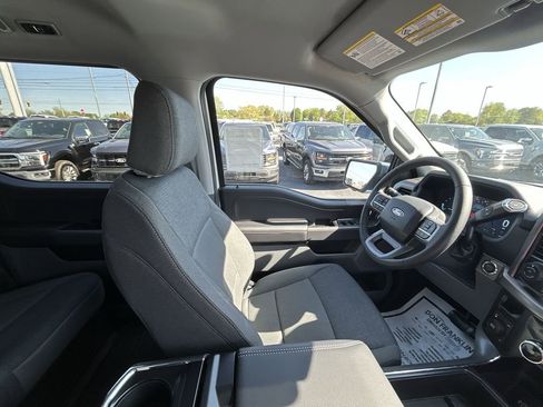 New 2026 Ford F150 XLT w/ Equipment Group 302A MID AWD/4WD image 10