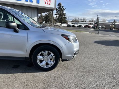 Used 2018 Subaru Forester 2.5i image 14