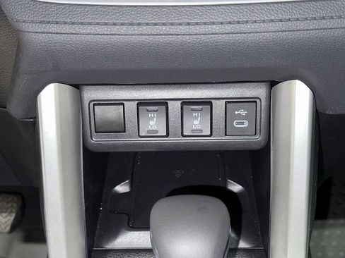 Used 2025 Toyota Corolla Cross AWD Hybrid w/ Convenience Package image 32