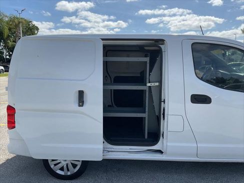 Used 2020 Nissan NV200 SV w/ Back Door Glass Package image 24