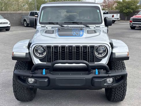 Used 2023 Jeep Wrangler Unlimited Rubicon 4xe AWD/4WD image 3