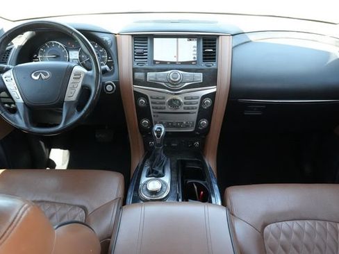 Used 2018 INFINITI QX80 4WD w/ Deluxe Technology Package image 19