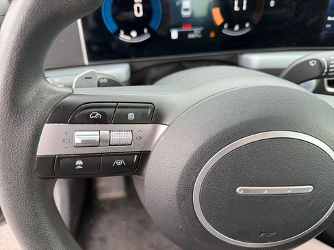 Used 2025 Hyundai Sonata SEL FWD image 12