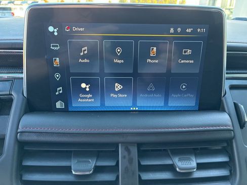 Used 2022 Chevrolet Suburban RST w/ Luxury Package AWD/4WD image 14