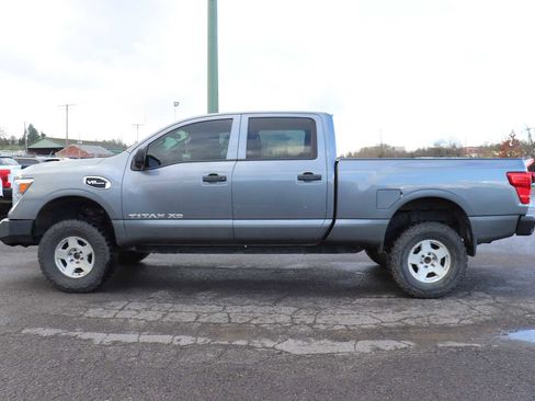 Used 2018 Nissan Titan S w/ S Utility Package image 8