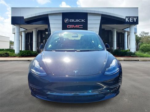 Used 2021 Tesla Model 3 Standard Range Plus image 2