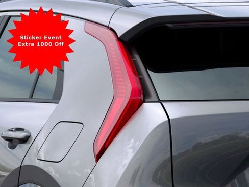 New 2025 Kia Niro EX Touring image 14