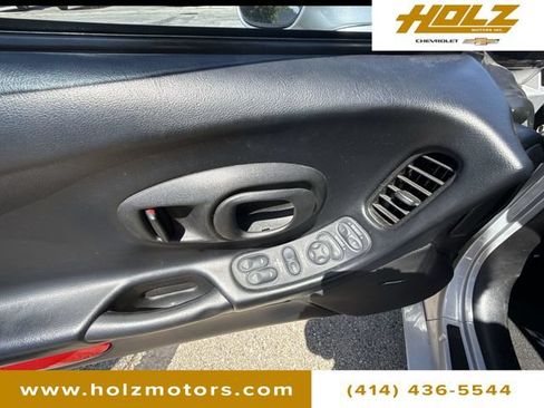 Used 2000 Chevrolet Corvette Convertible w/ Memory Pkg RWD image 20