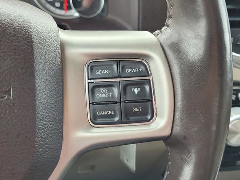 Used 2014 RAM 1500 Laramie image 19