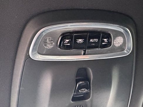 Used 2020 Volvo XC90 T6 R-Design w/ Protection Package Premier image 31