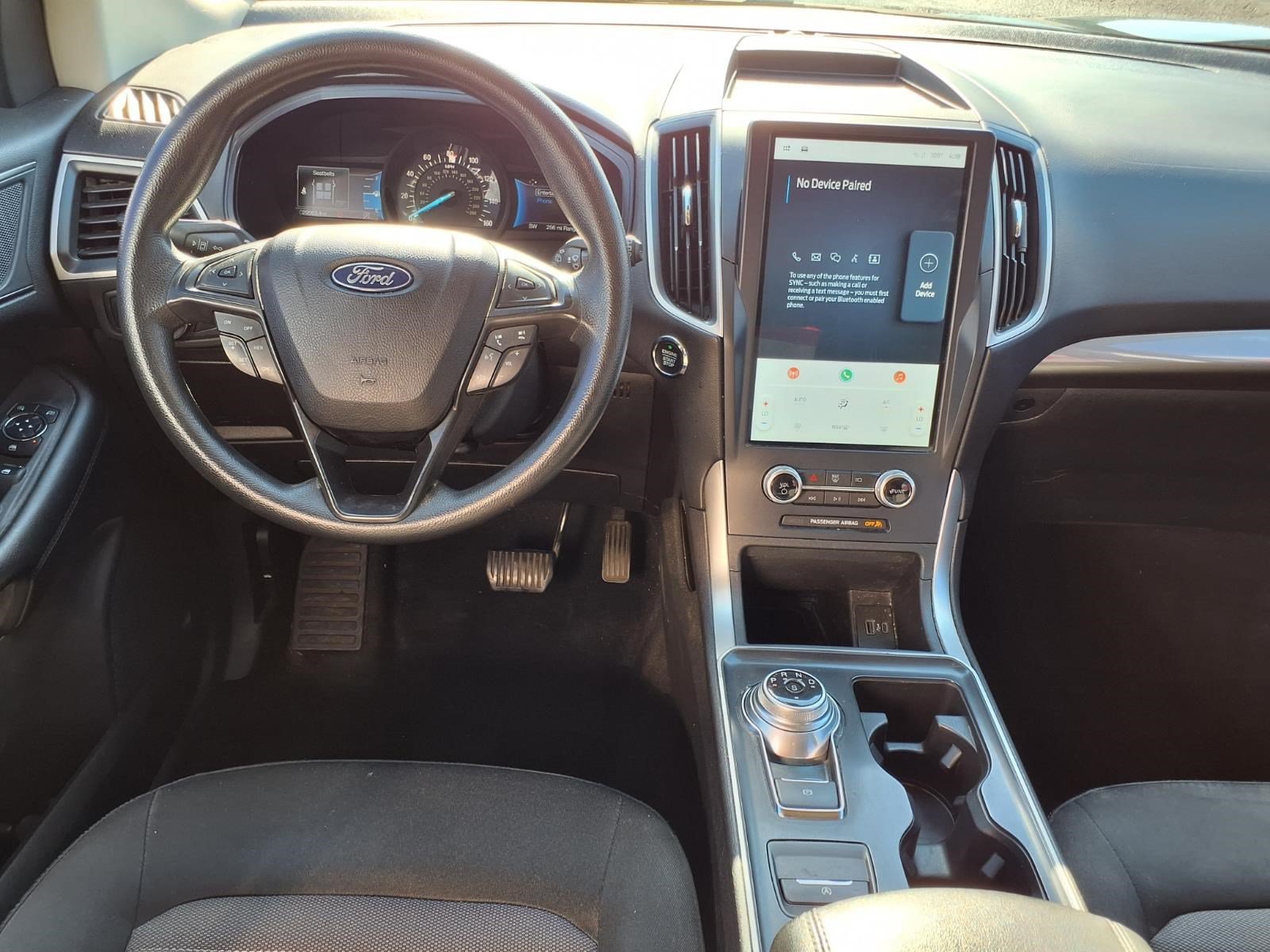 Certified 2023 Ford Edge SE w/ Black Appearance Package AWD/4WD image 12