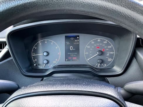 Used 2024 Toyota Corolla LE image 25