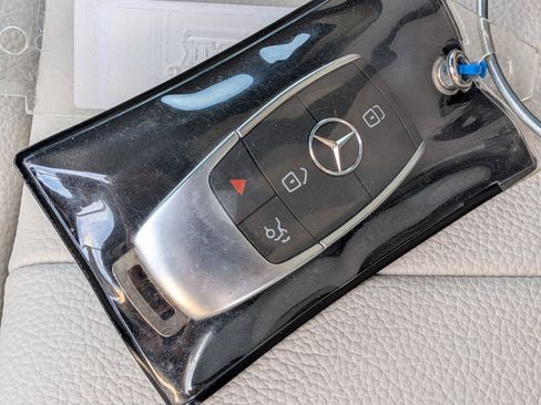 New 2026 Mercedes-Benz GLB 250 250 image 37