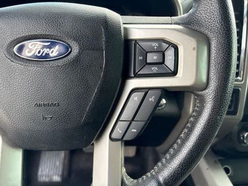 Used 2015 Ford F150 Lariat AWD/4WD image 13