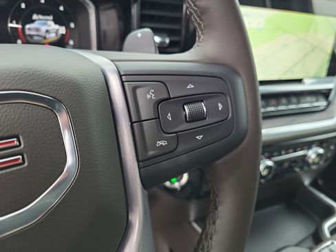 New 2026 GMC Sierra 1500 SLT image 31