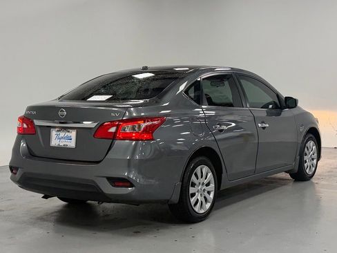 Used 2017 Nissan Sentra SV image 4