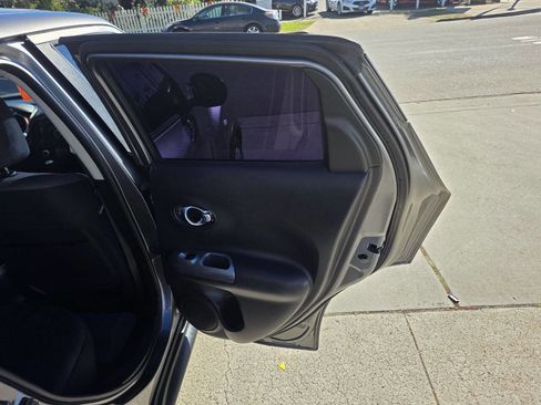 Used 2011 Nissan Juke SV image 20