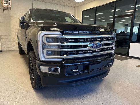 Used 2024 Ford F250 Platinum AWD/4WD image 51