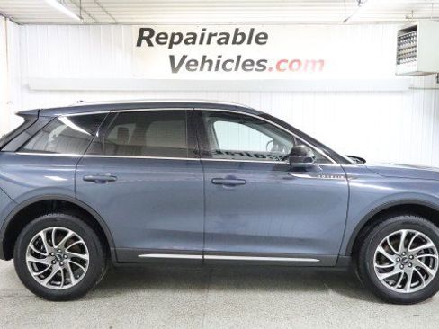 Used 2022 Lincoln Corsair EcoBoost AWD w/ Equipment Group 101A image 4