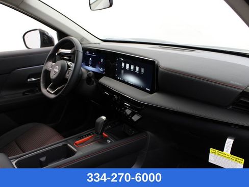 New 2026 Nissan Kicks SR w/ Cold Weather Package image 21