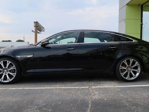 Used 2019 Jaguar XJ L Portfolio image 7