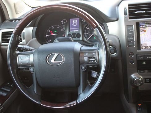 Used 2015 Lexus GX 460 Luxury image 15