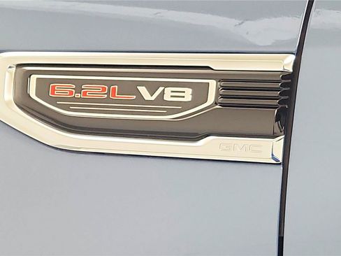 New 2026 GMC Sierra 1500 Denali w/ Denali Reserve Package AWD/4WD image 9