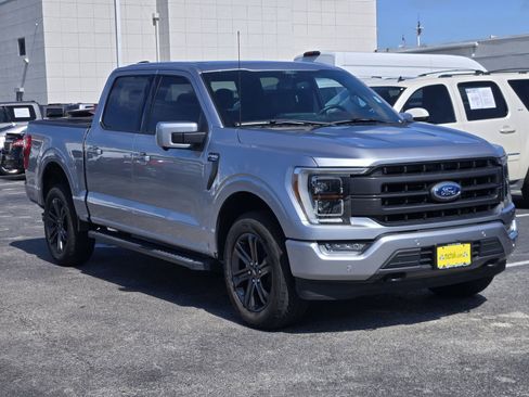 Used 2022 Ford F150 Lariat w/ Equipment Group 502A High AWD/4WD image 3