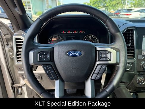 Used 2018 Ford F150 XLT w/ Equipment Group 302A Luxury AWD/4WD image 9