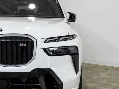 Used 2023 BMW X7 M60i AWD/4WD image 44