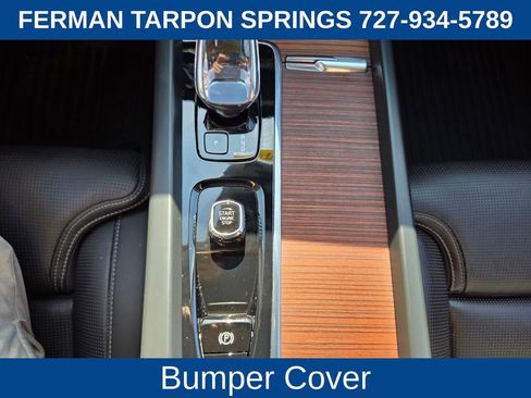 Certified 2023 Volvo XC60 B5 Ultimate w/ Protection Package Premier image 28