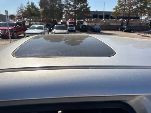 Used 2013 Nissan Juke SL w/ Sport Pkg FWD image 9
