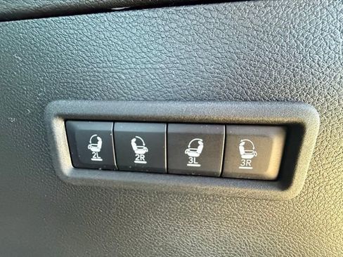 New 2026 Jeep Grand Wagoneer Limited image 17