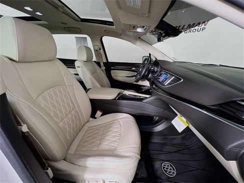 Used 2023 Buick Enclave Avenir w/ Avenir Technology Package image 43