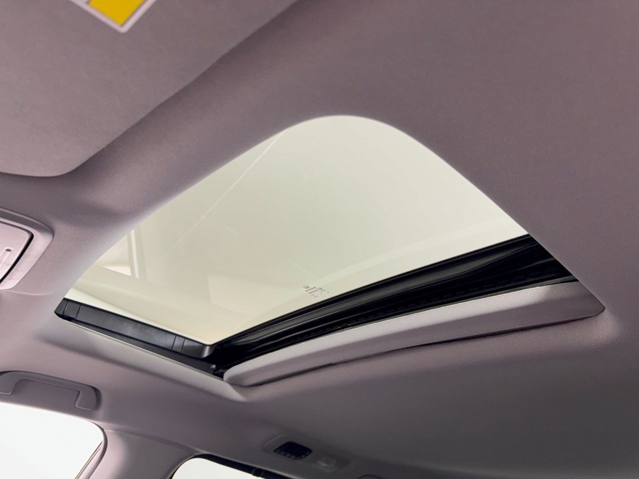 Certified 2024 Honda Odyssey EX-L image 27