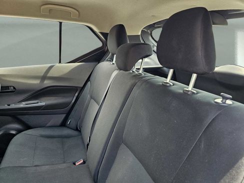Used 2024 Nissan Kicks S image 32
