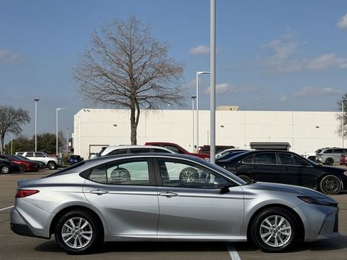 Certified 2025 Toyota Camry LE image 3