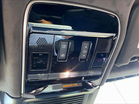 New 2025 Land Rover Range Rover Sport SV Edition Two image 23