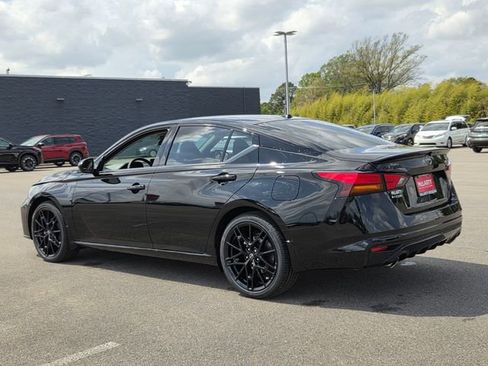New 2026 Nissan Altima 2.5 SR FWD image 3