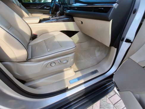 Used 2021 Cadillac Escalade ESV Premium Luxury w/ Performance Package RWD image 41