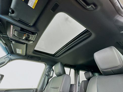 Used 2024 Toyota Land Cruiser image 23