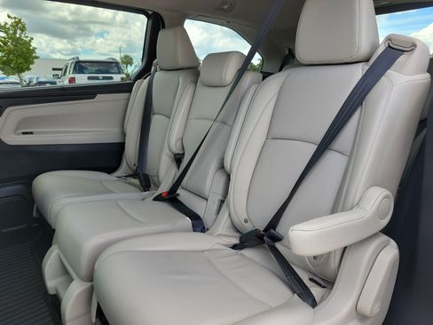 Used 2025 Honda Odyssey EX-L image 15