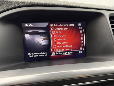 Used 2018 Volvo V60 T6 Polestar image 32