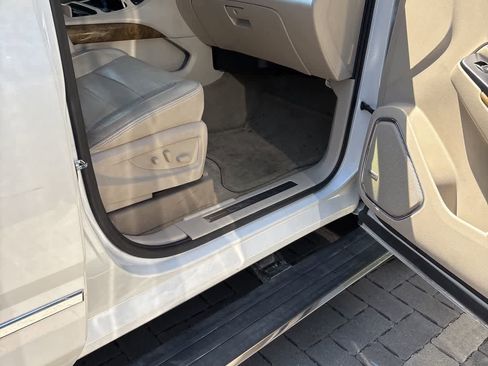 Used 2016 GMC Yukon Denali w/ Open Road Package image 6