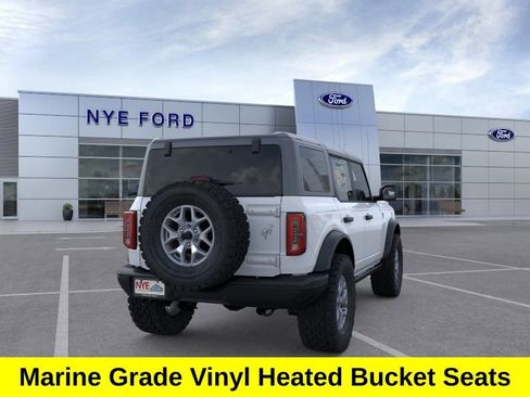 New 2025 Ford Bronco Badlands AWD/4WD image 8
