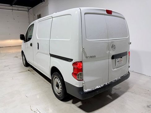 Used 2015 Nissan NV200 S image 5