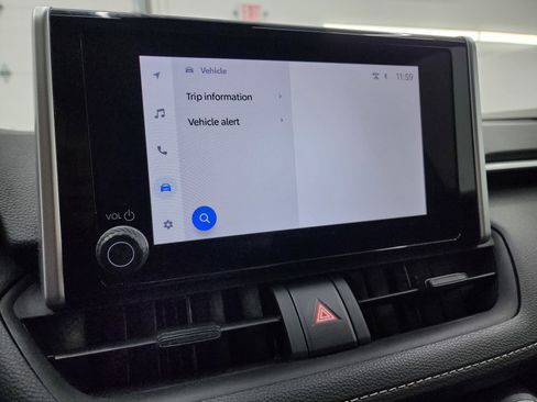 Used 2024 Toyota RAV4 XLE image 43