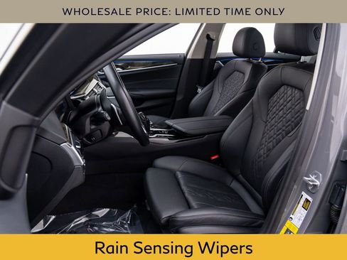 Used 2022 BMW 530e xDrive image 14