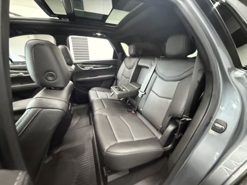 Used 2021 Cadillac XT5 Sportv w/ Platinum Package AWD/4WD image 23